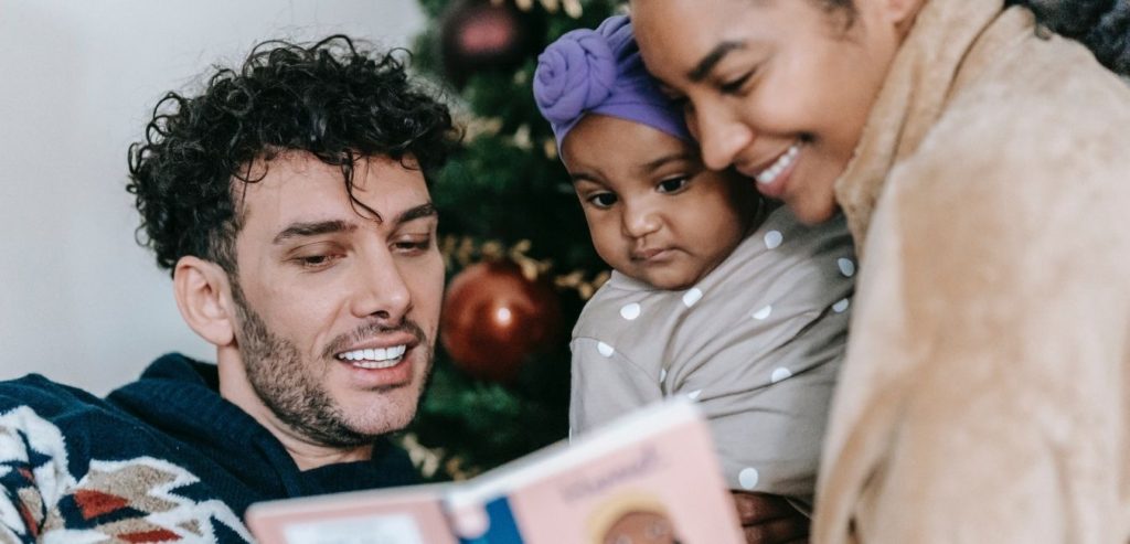Christmas time to read to your baby – Special good reasons